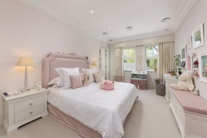 Photo 16- click for photo gallery